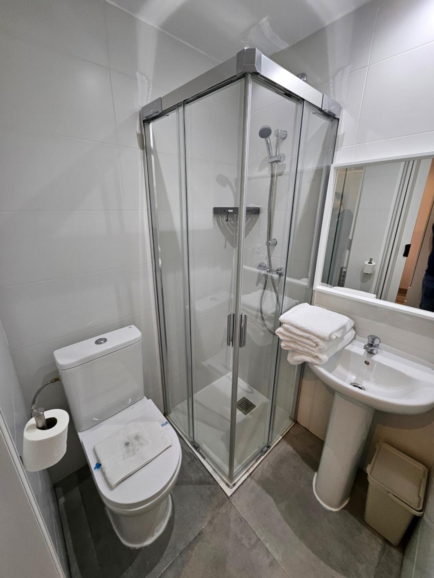 Hostal Foncalada Oviedo Kültér fotó