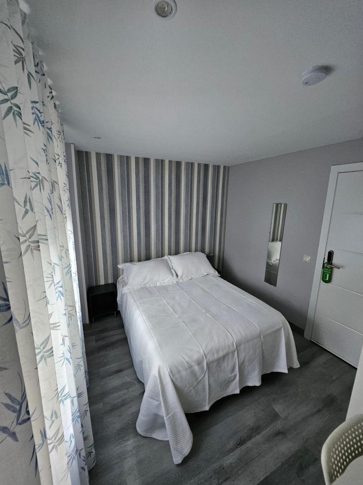 Hostal Foncalada Oviedo Kültér fotó