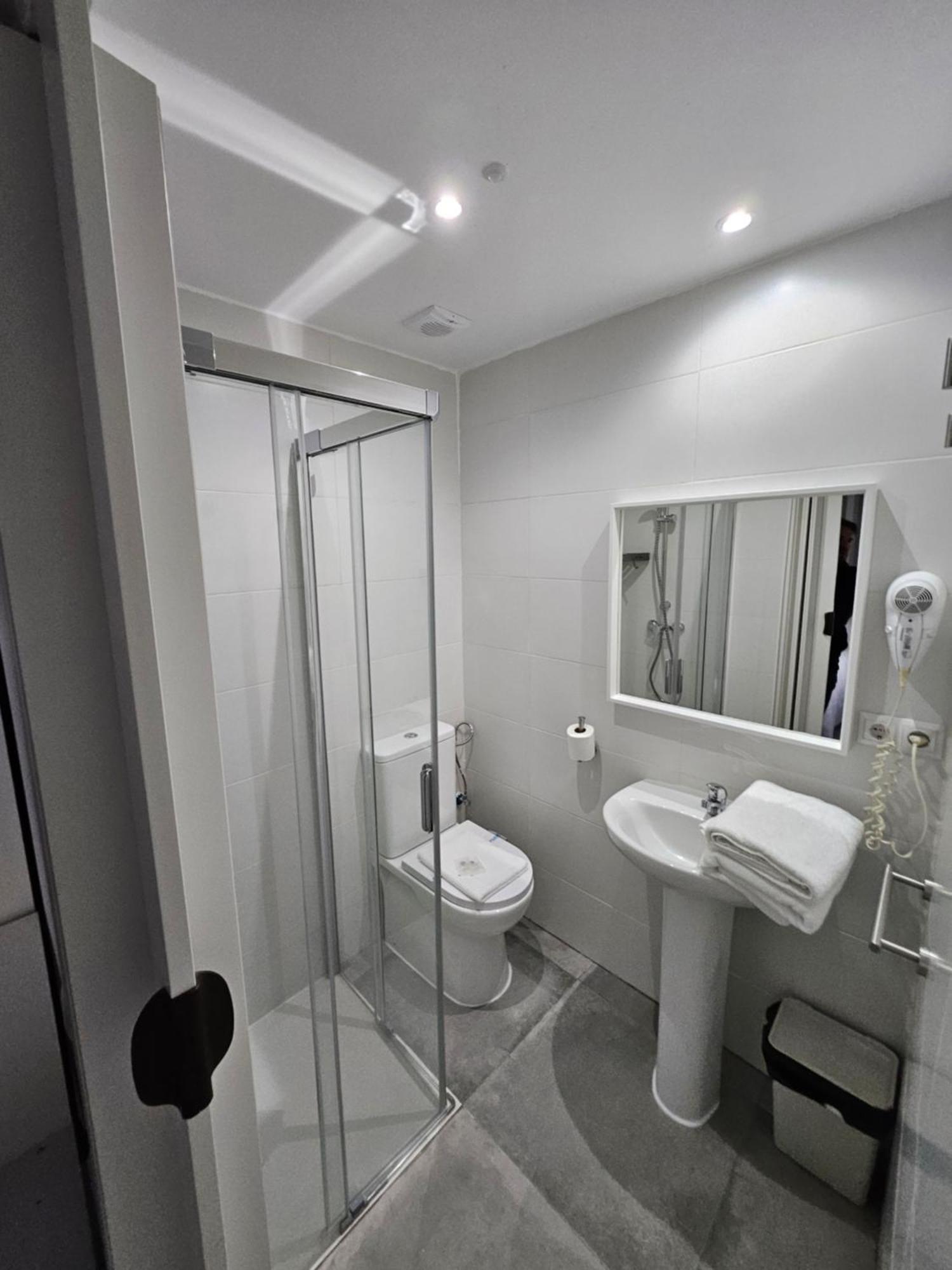 Hostal Foncalada Oviedo Kültér fotó